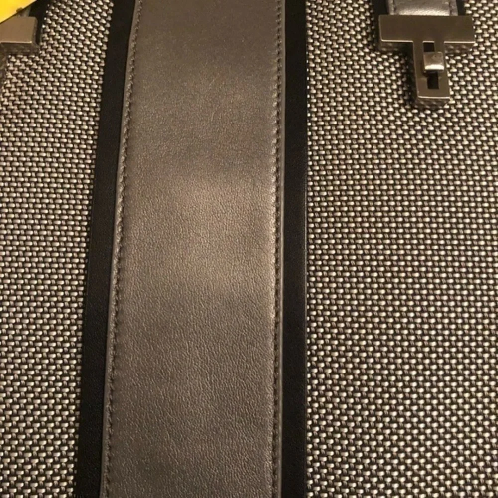 Tumi gray silver laptop briefcase business bag